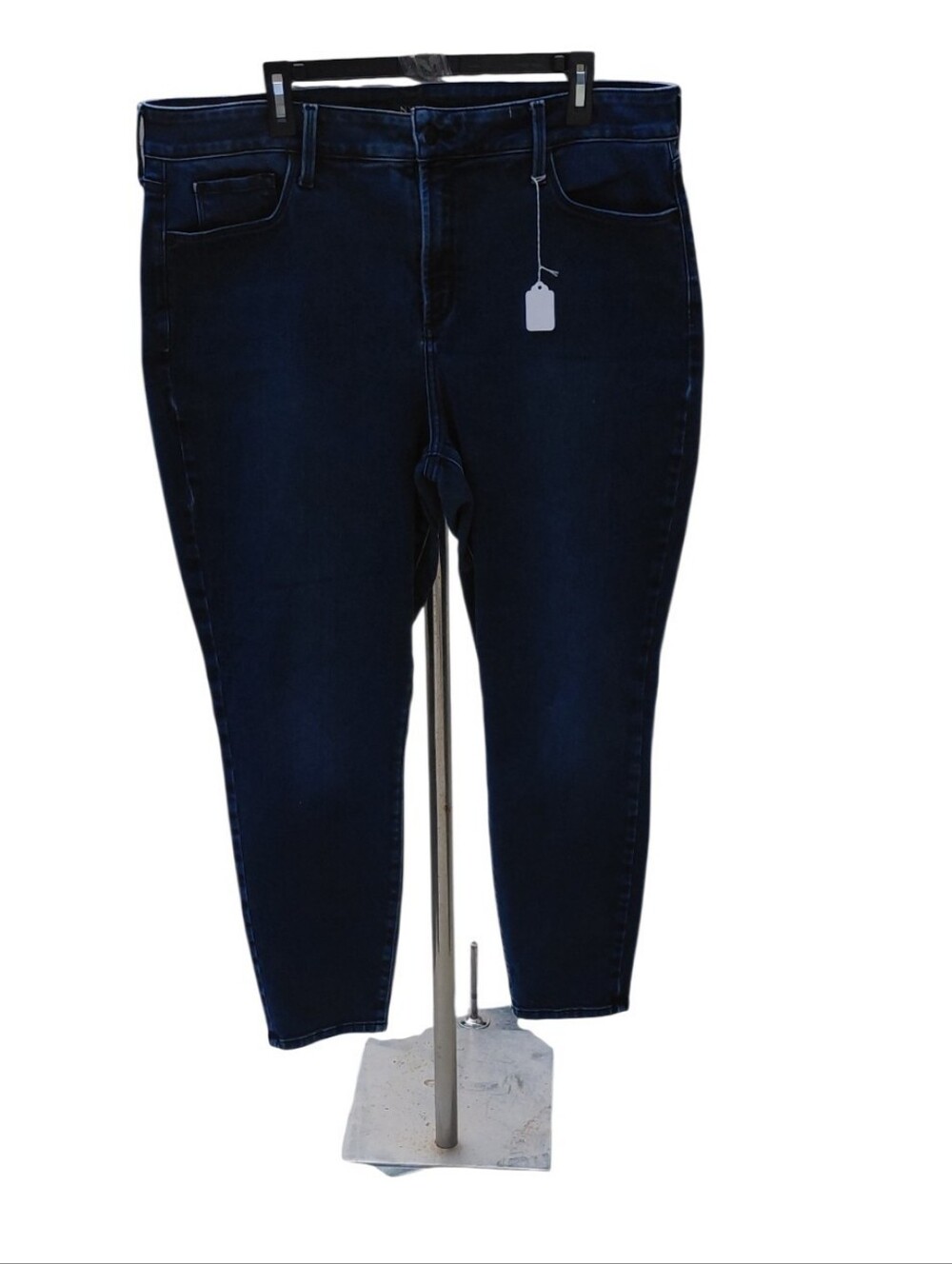 92526H Women’s NYDJ Jeans Size 18W, 27" Inseam 12" Rise